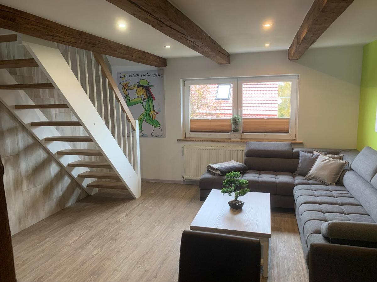Ferienwohnung Am Graben Хаселфелде Екстериор снимка