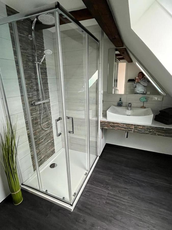Ferienwohnung Am Graben Хаселфелде Екстериор снимка