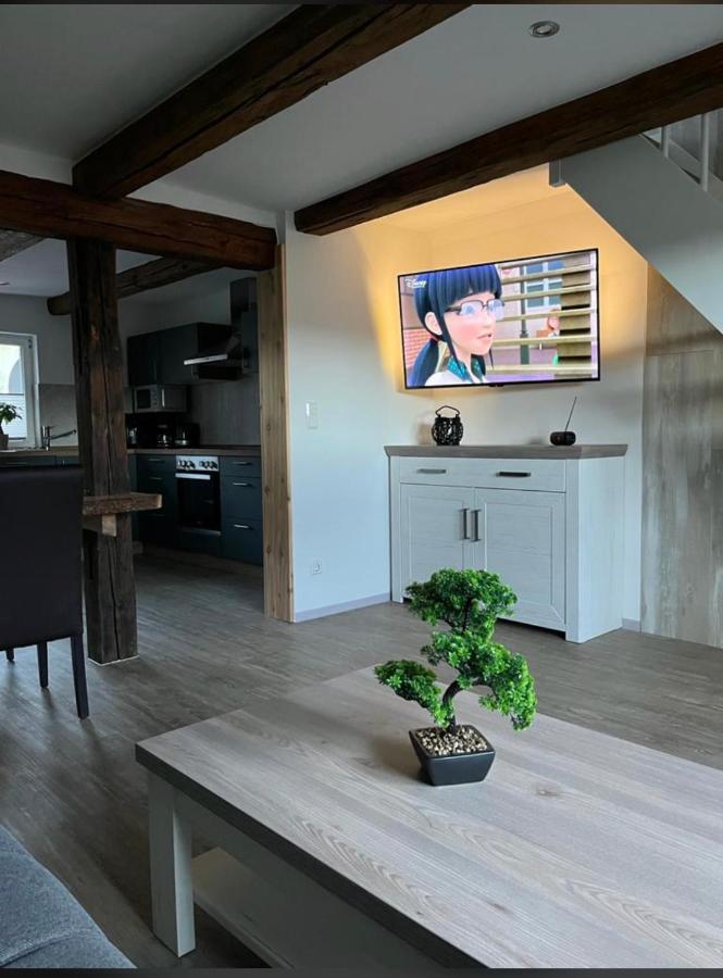 Ferienwohnung Am Graben Хаселфелде Екстериор снимка